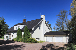 Former tenant house